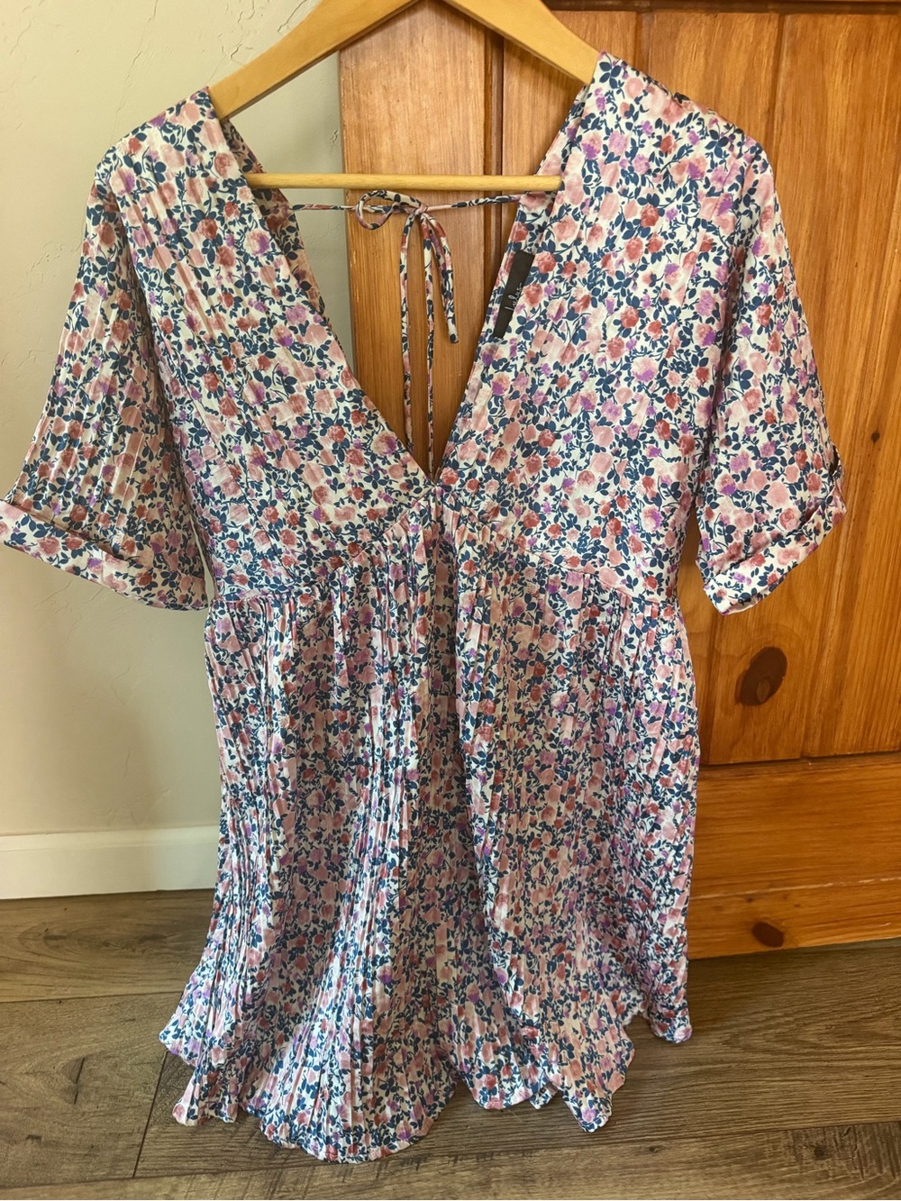 Lulu's Pink, Blue & Purple Floral Mini babydoll pleated flowy Dress medium